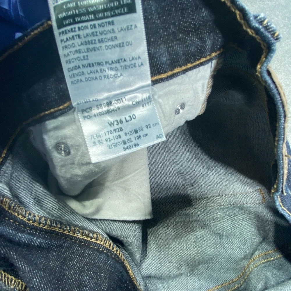 Levis excellent pre